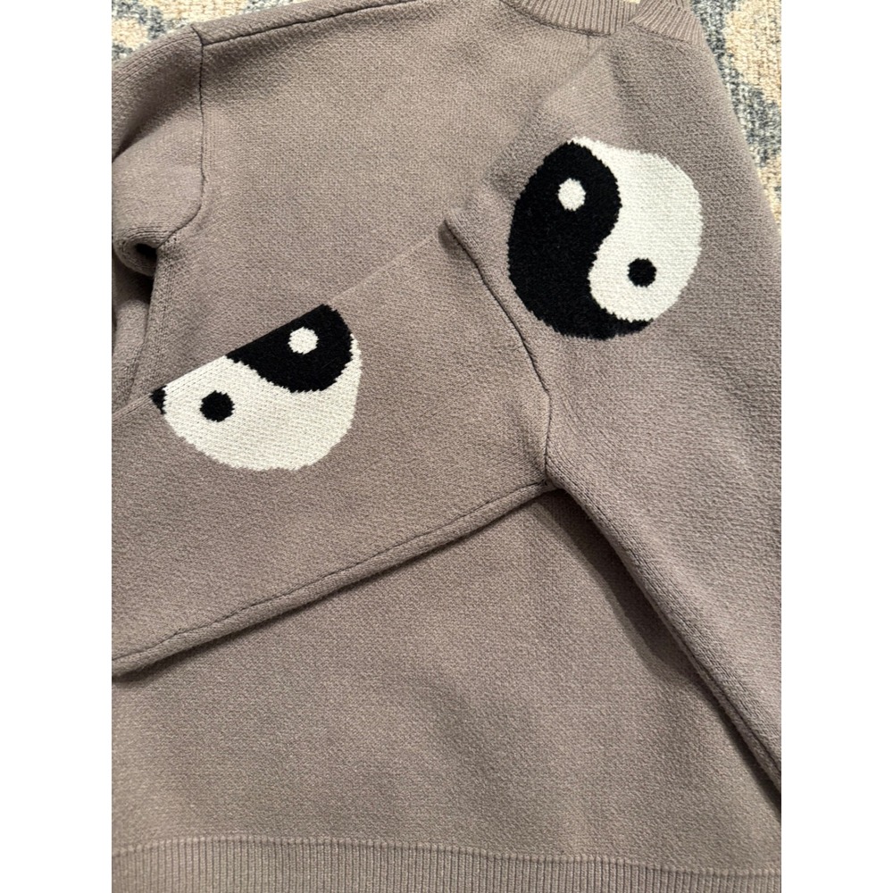 Dressed in Lala Karma Queen Oversized Yin and Yang Knit S/M Excellent Condition - Picture 5 of 5